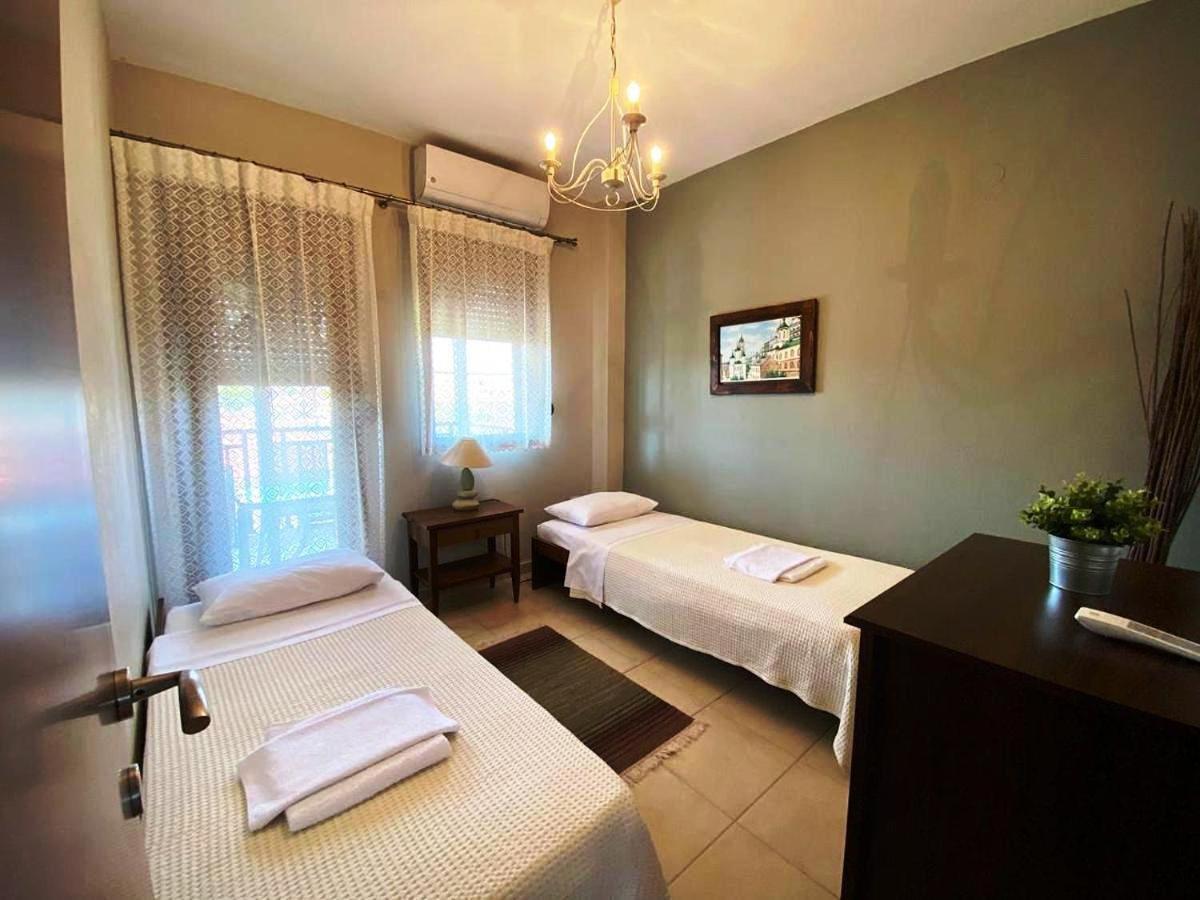 Nea Roda Apartments ภายนอก รูปภาพ