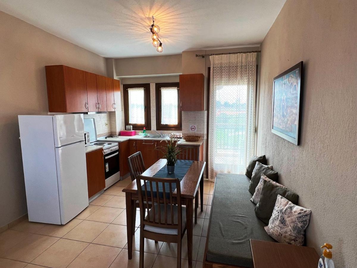 Nea Roda Apartments ภายนอก รูปภาพ