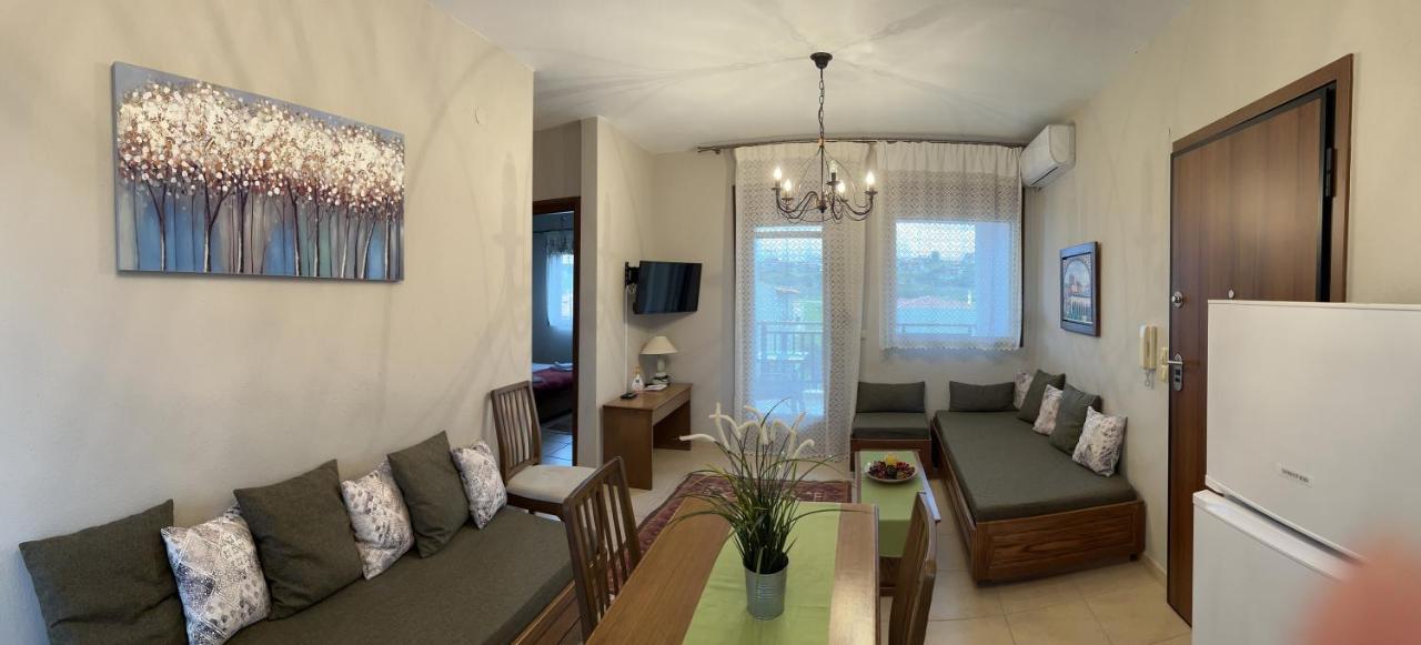 Nea Roda Apartments ภายนอก รูปภาพ